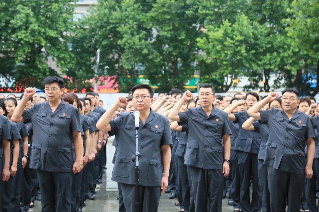 怎样成为中专老师?-专业的问答类网站
